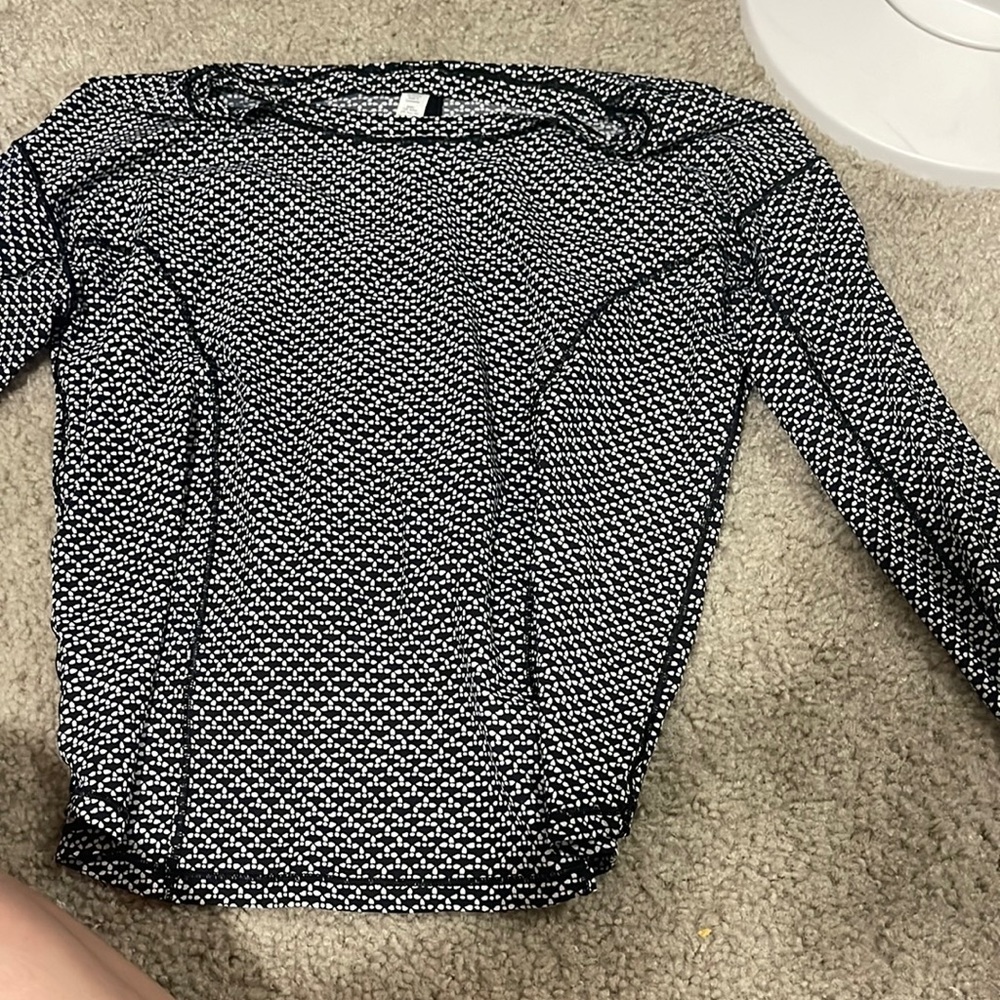 LULULEMON SINCH BACK TOP